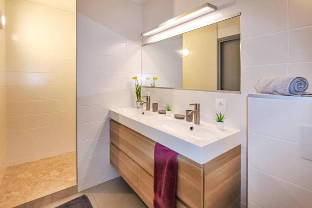 Gite Moderne En Drome Roche-Saint-Secret Екстериор снимка