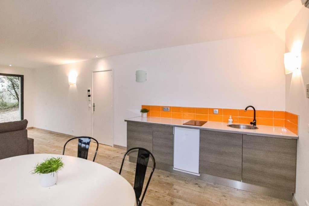 Gite Moderne En Drome Roche-Saint-Secret Екстериор снимка